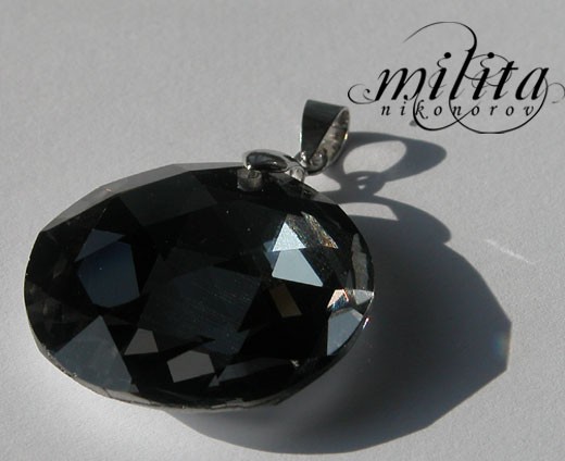 Black Diamond. Naszyjnik, kryształ, zawieszka milita nikonorov