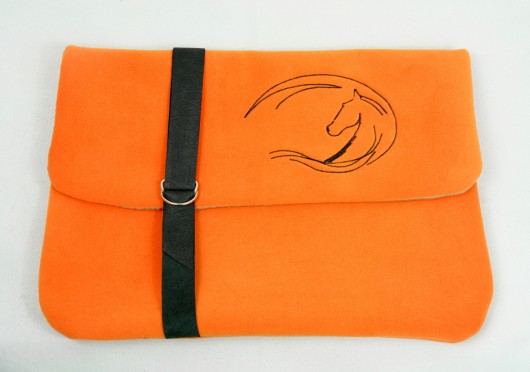 Black horse on orange ART INDYWIDUALITY