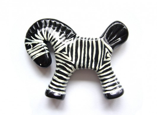 zebra magnes PRACOWNIA Z PRZYTUPEM