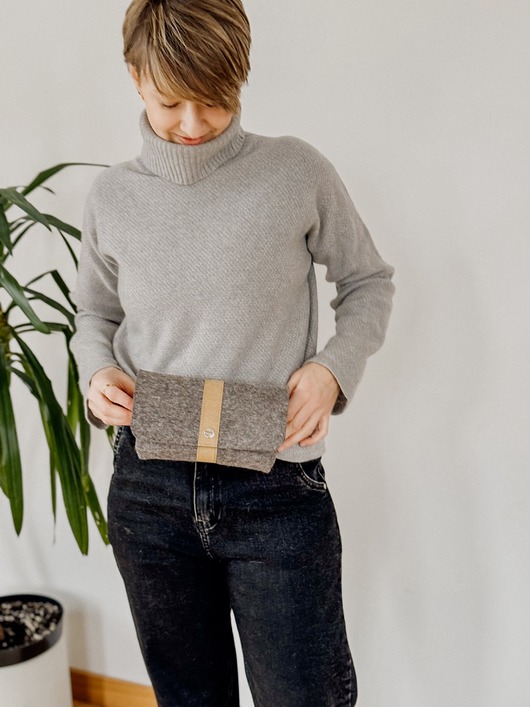 saszetka nerka Marmollada - torebka filcowa nerka SZAROBRĄZOWA + b