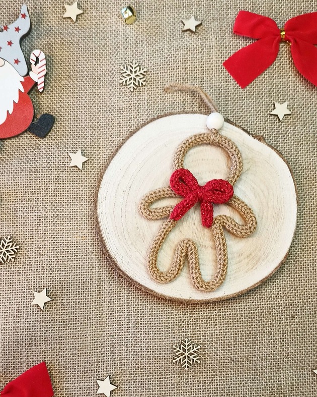 ozdoby choinkowe Bombka ciastek/ pierniczek z włóczki - ozdoba na choinkę