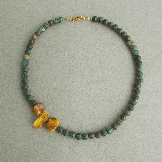 kolie Bursztyny i afrykański turkus Naszyjnik asymetryczny