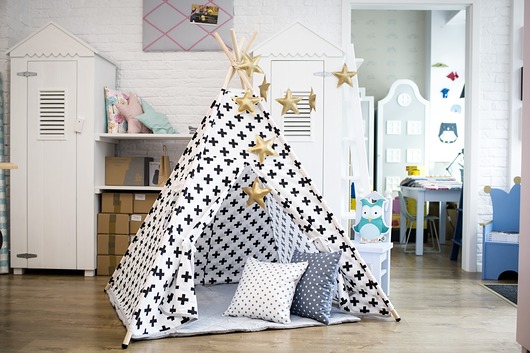 HAŁAŚLIWA BIEL - namiot tipi TeePee