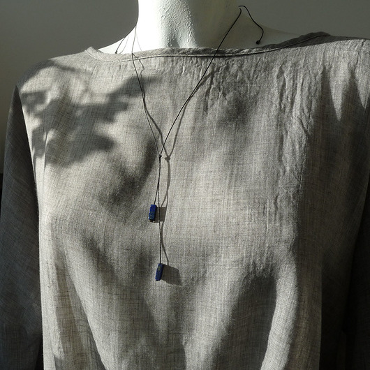 naszyjniki - inne Mniej znaczy więcej 014