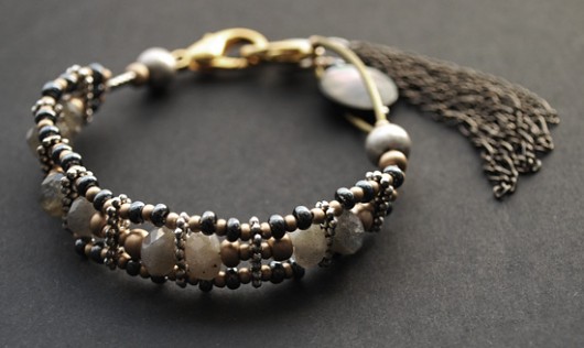 Delicate - bransoletka Buy or Die