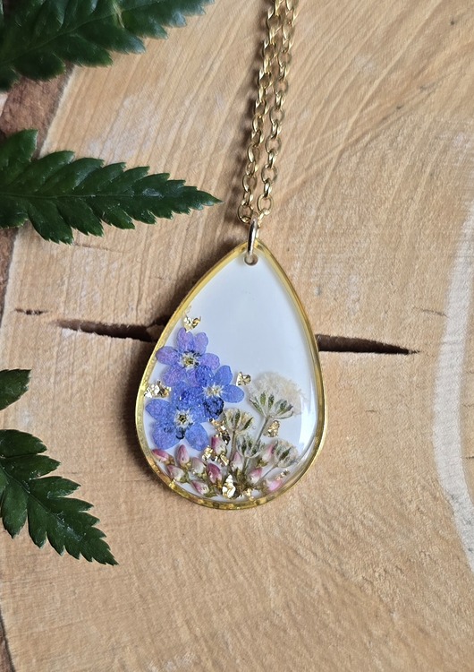 wisiory Złoty wisiorek prawdziwe kwiaty niezapominajki zawieszka