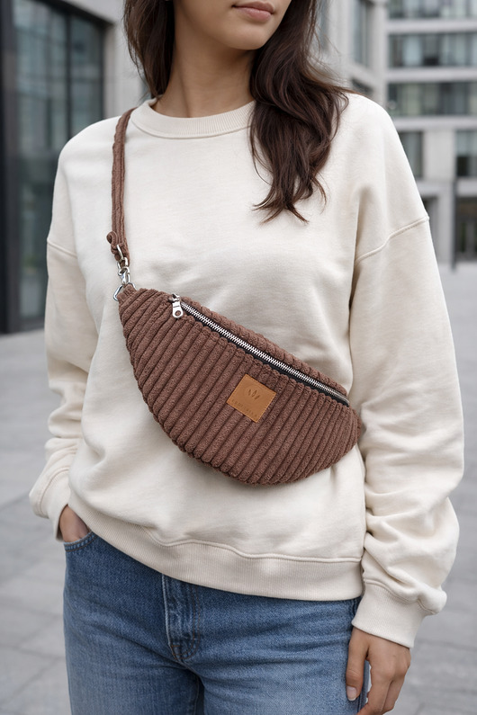 saszetka nerka Sztruksowa brązowa nerka basic