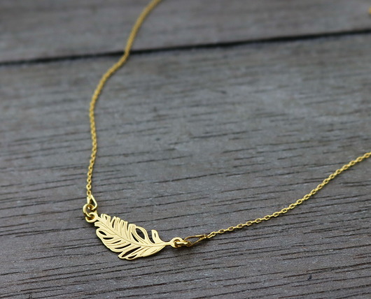 NASZYJNIK SREBRO 925 Z PIÓRKIEM Coccola JEWELLERY
