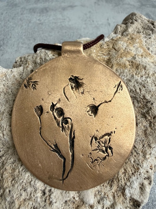 wisiory Wisior z odciskiem prawdziwych roślin