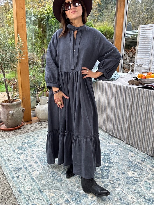 sukienki maxi damskie Lniana sukienka Deia w kolorze szarym