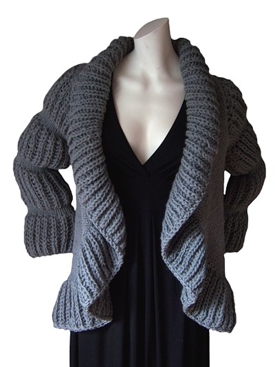 40(L) Sweter z falbankami YULIYA BABICH