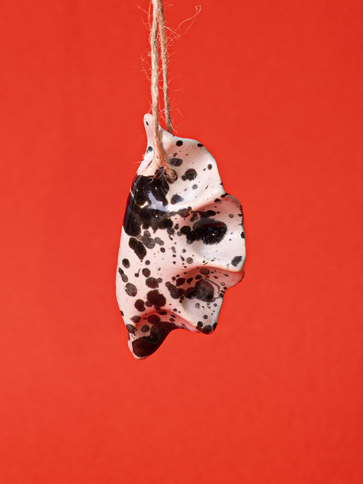 ozdoby choinkowe Pieróg ceramiczny na choinkę  dekoracja świąteczna - czarny