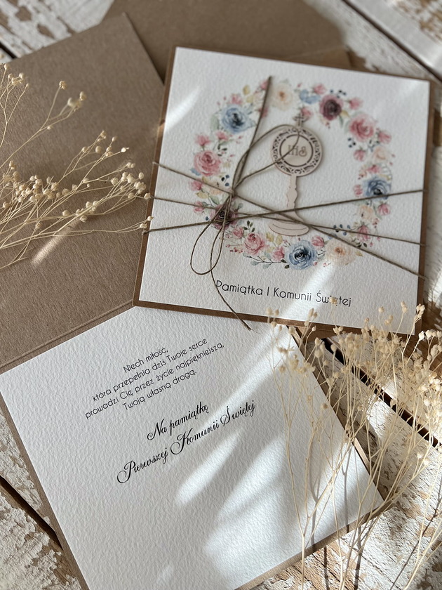 kartki na komunię Kartka na komunię - pamiątka komunii ręcznie robiona