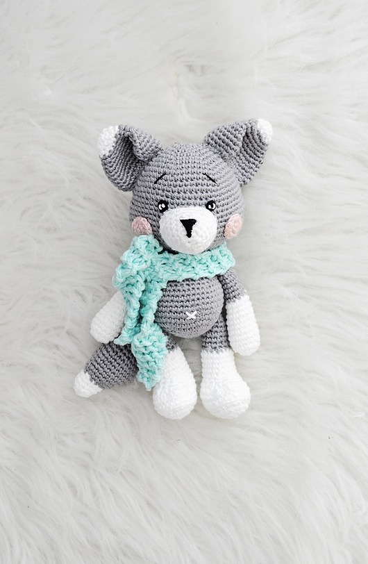 misie i maskotki Szary Lisek w miętowym szaliku