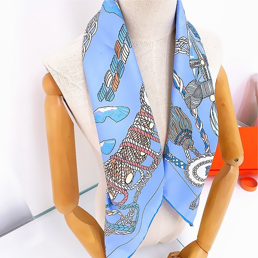 apaszki SZAL SZALIK jedwab Apaszka chusta niebieska błękitna