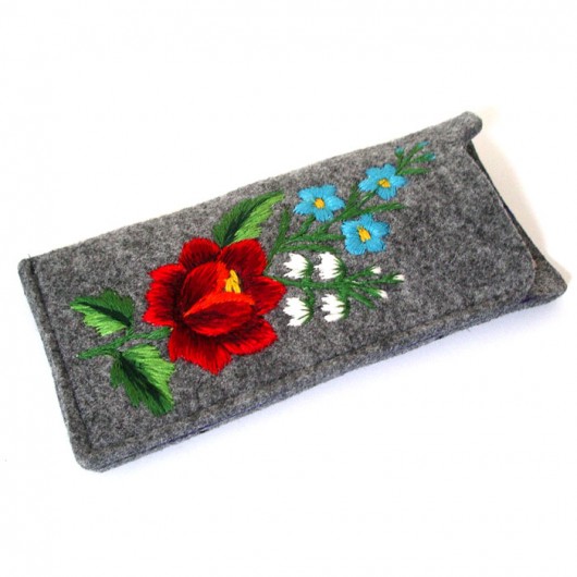 ETUI na okulary (Folk Art Embroidery) na ludowo