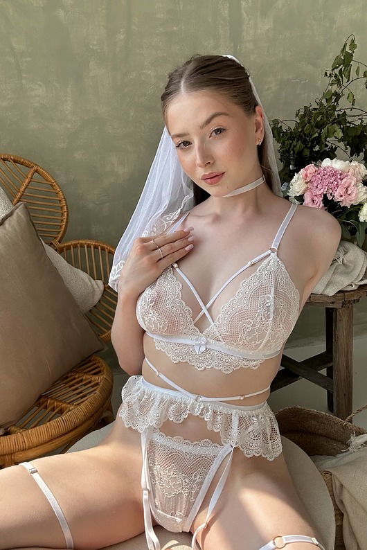 biustonosze damskie Biustonosz z paskami Camara White