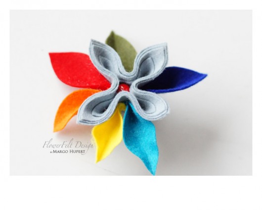 szara z kolorami FlowerFelt Design
