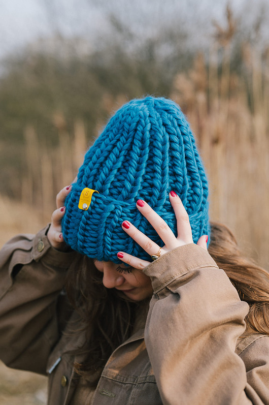 czapki damskie Wełniana czapka zimowa peruvian WOOLY petrol