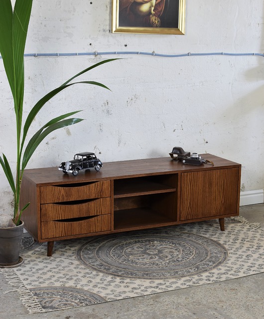 Komoda zmodyfikowana Pastform Furniture