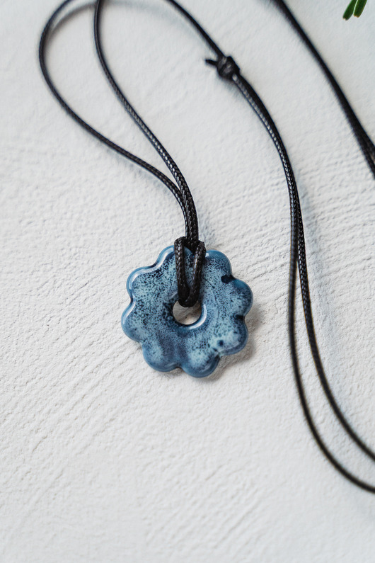 wisiory Porcelanowy naszyjnik SEA