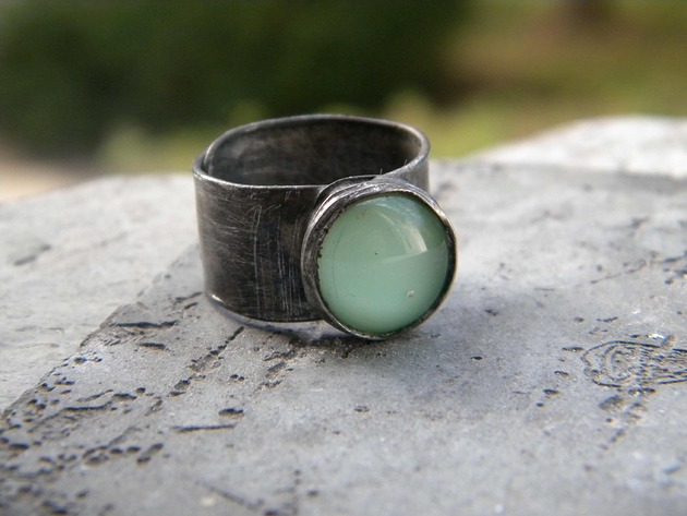 pierścionki - różne Świetlista mleczna  zieleń    - pierścionek
