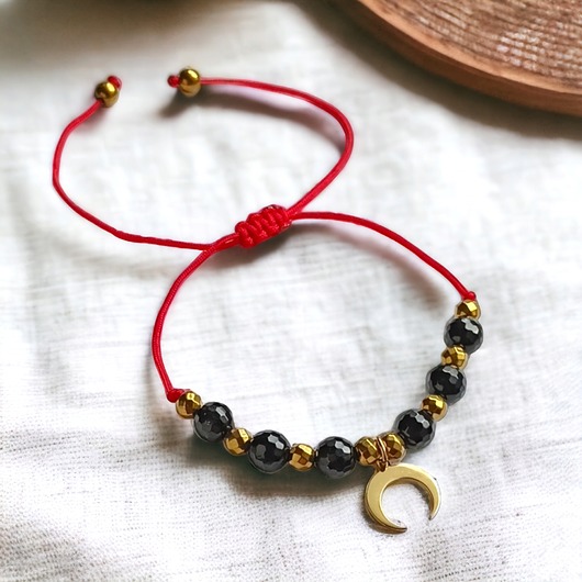 bransoletki z kamieni naturalnych OCHRONNA bransoletka - czarny turmalin - lunula : czerwony sznurek