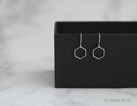 Minimalist Hexagon Earrings in Silver Le Boho Bleu
