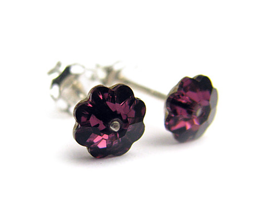 Drobne kolczyki kwiatuszki - kryształ Swarovski Amethyst Marisella