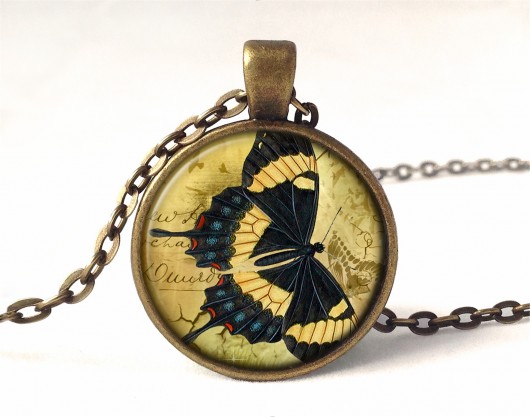 Medalion Retro motyl - 0704 EGGinEGG