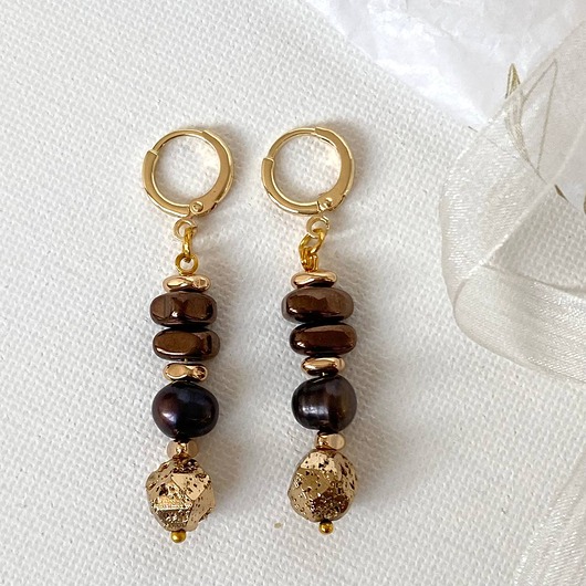 kolczyki pozłacane Pozłacane kolczyki wiszące - czarna perła, kamień lawowy, hematyt,