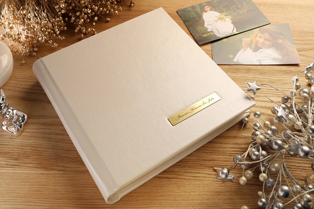 komunia - pozostałe Album tradycyjny komunijny 24x24cm + grawer