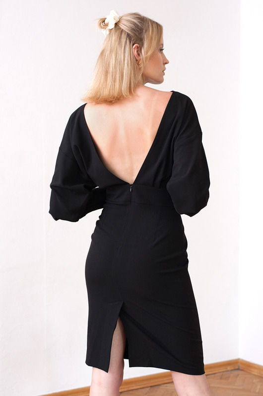 sukienki midi damskie Sukienka ołówkowa z odkrytymi plecami