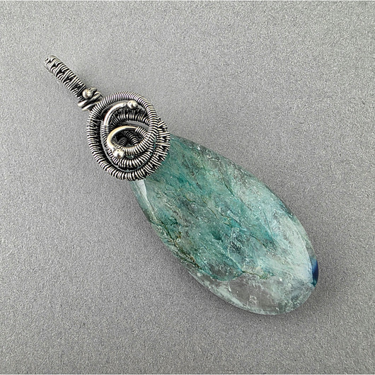 wisiory Cara - wisiorek z agatem i oksydowanym srebrem, wire-wrapping