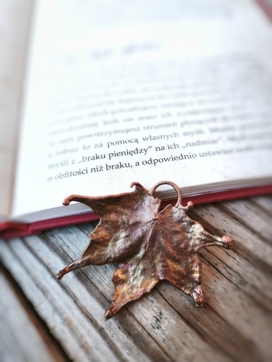 wisiory Liść miedziany Klon Zwyczajny IV