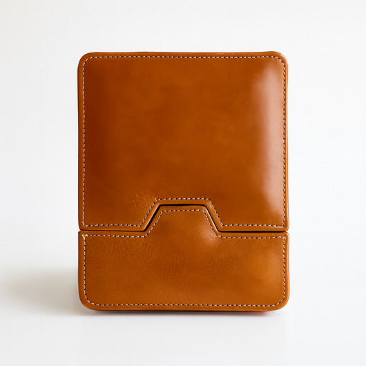 piórniki Etui na 6 piór lub  długopisów jasno brązowe