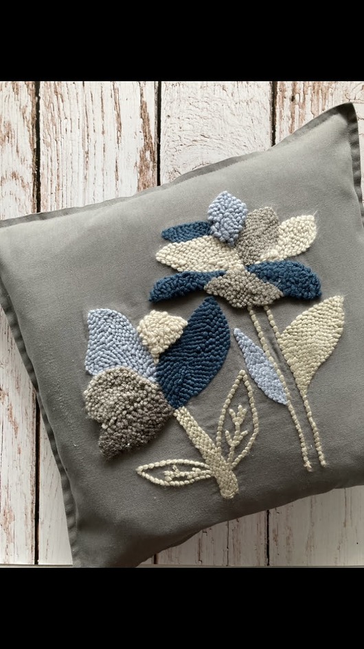 poduszki supły Poduszka kwiaty punch needle boho natural