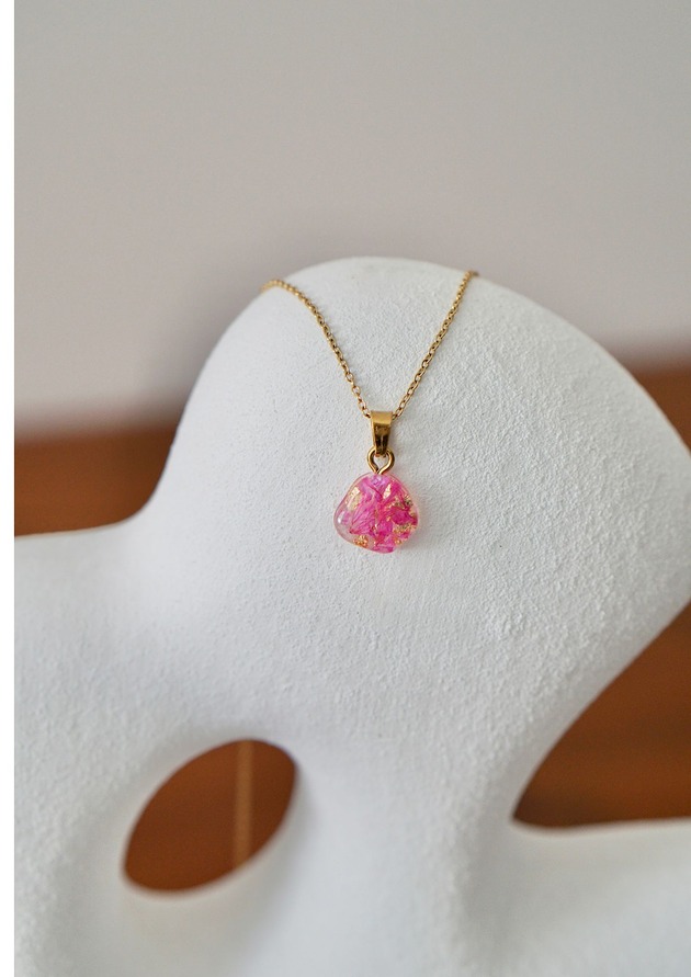 złote naszyjniki Naszyjnik z różową gipsówką