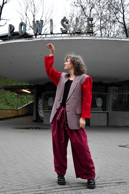 spodnie materiałowe damskie Spodnie Crimson Luxe