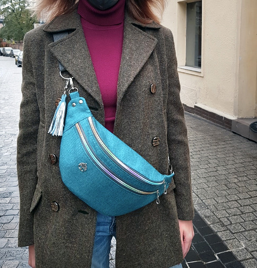Nerka XL turkusowa z frędzelkiem z ekoskóry BEBOKI