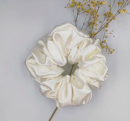 gumki do włosów Scrunchie satyna vanillia ice