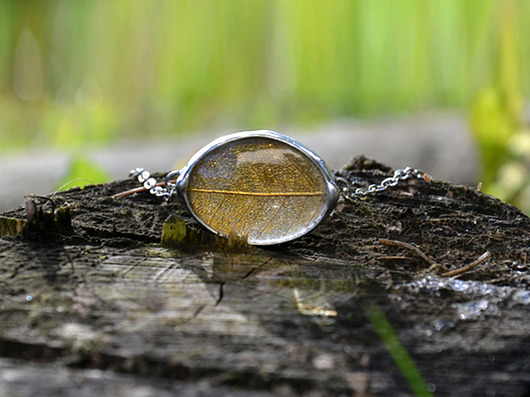 bransoletki wire wrapping Bransoletka ze złotym listkiem