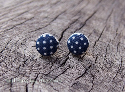 buttons by momilio Momilio