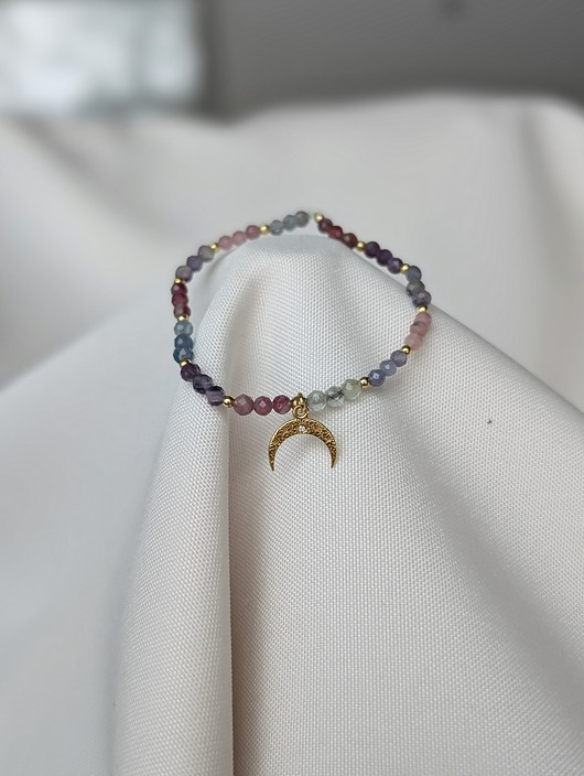 bransoletki z kamieni naturalnych Kolorowa bransoletka z księżycem