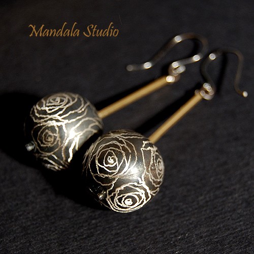 Róże w złocie Mandala Studio