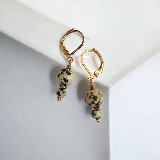 kolczyki z kamieniami Jaspis dalmatyński : kolczyki krótkie