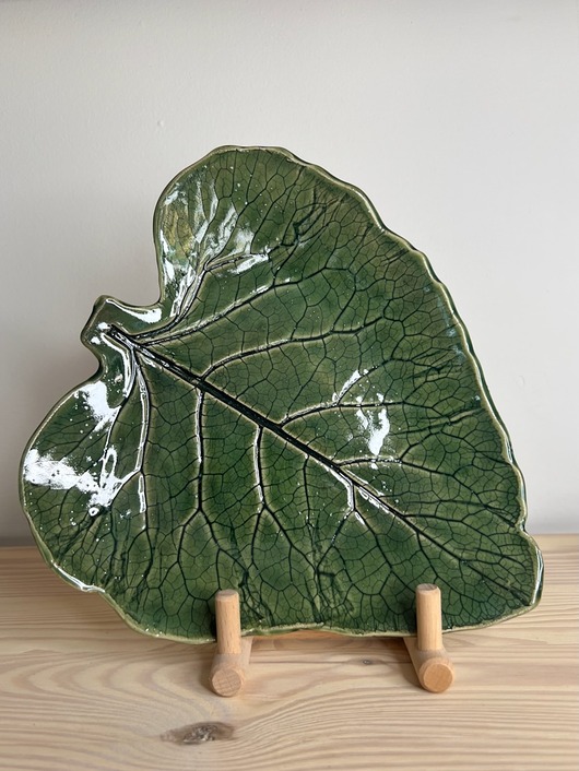 patery i talerze Liść łopianu #2 - ceramiczny talerzyk/patera