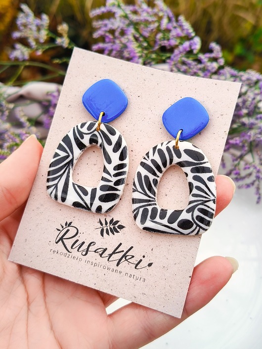 kolczyki z masy plastycznej Kolczyki nowoczesne, idealny biżuteria do twojej kreacji, prezent dla niej