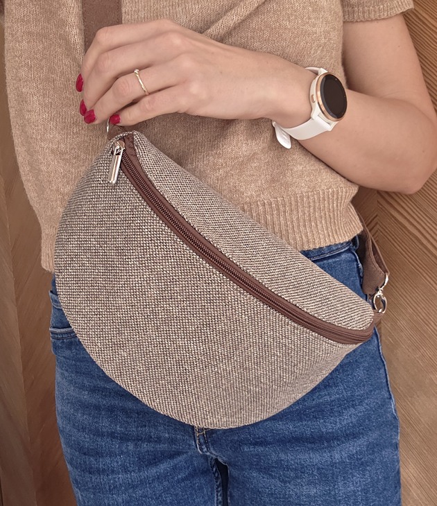 saszetka nerka Beżowo brązowa nerka pleciony materiał boho na ramię pojemna