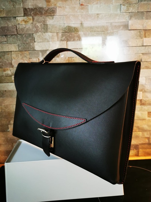 pokrowce i etui - różne Teczka na dokumenty WYPRZEDAŻ